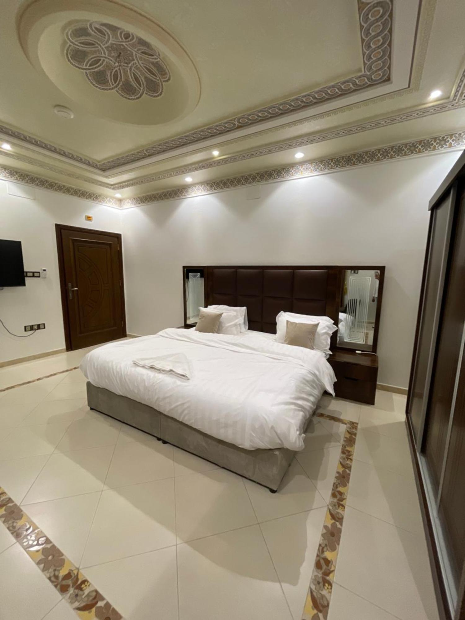 Friday Suites Al-'Ula Exteriör bild