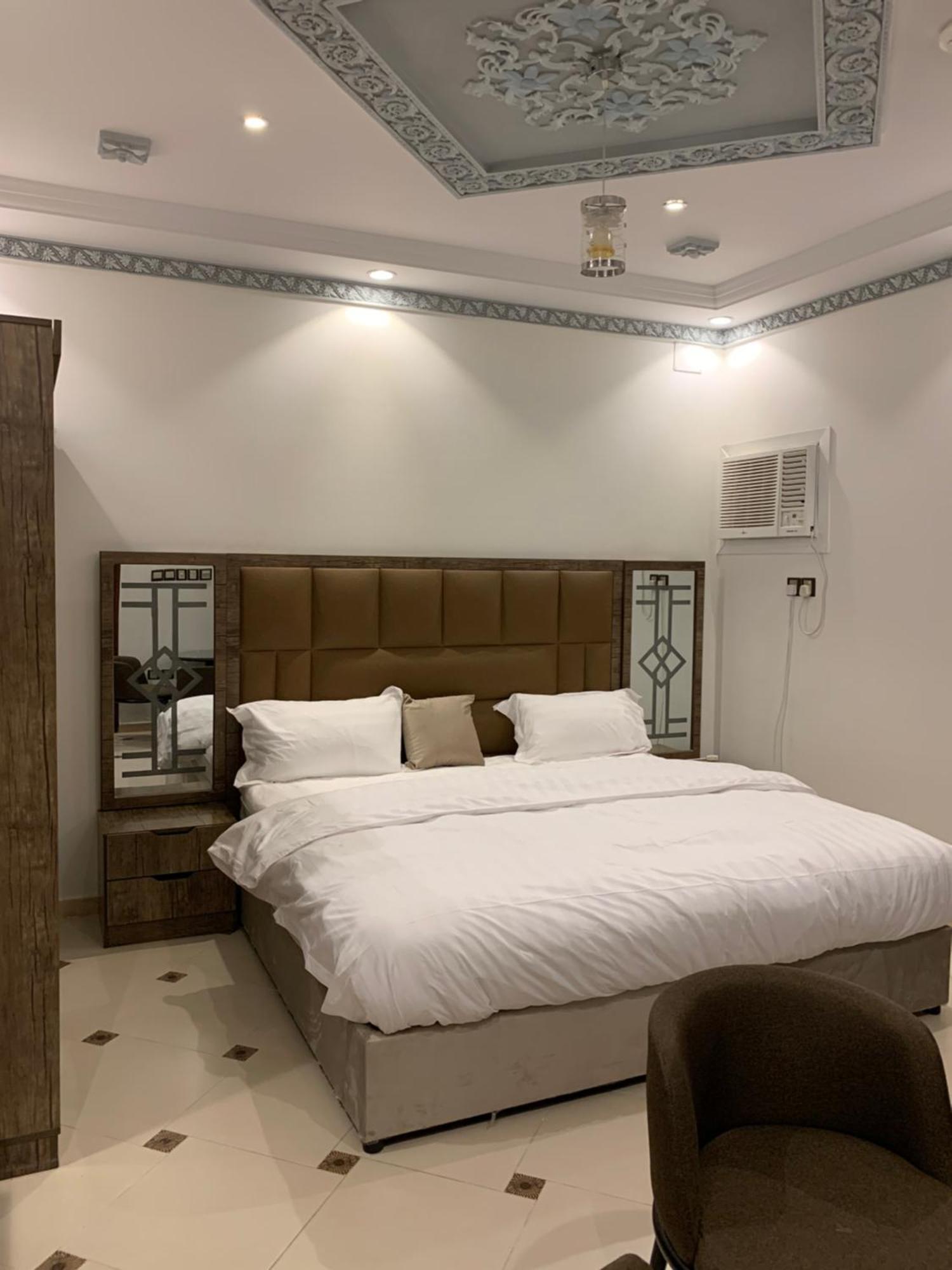 Friday Suites Al-'Ula Exteriör bild