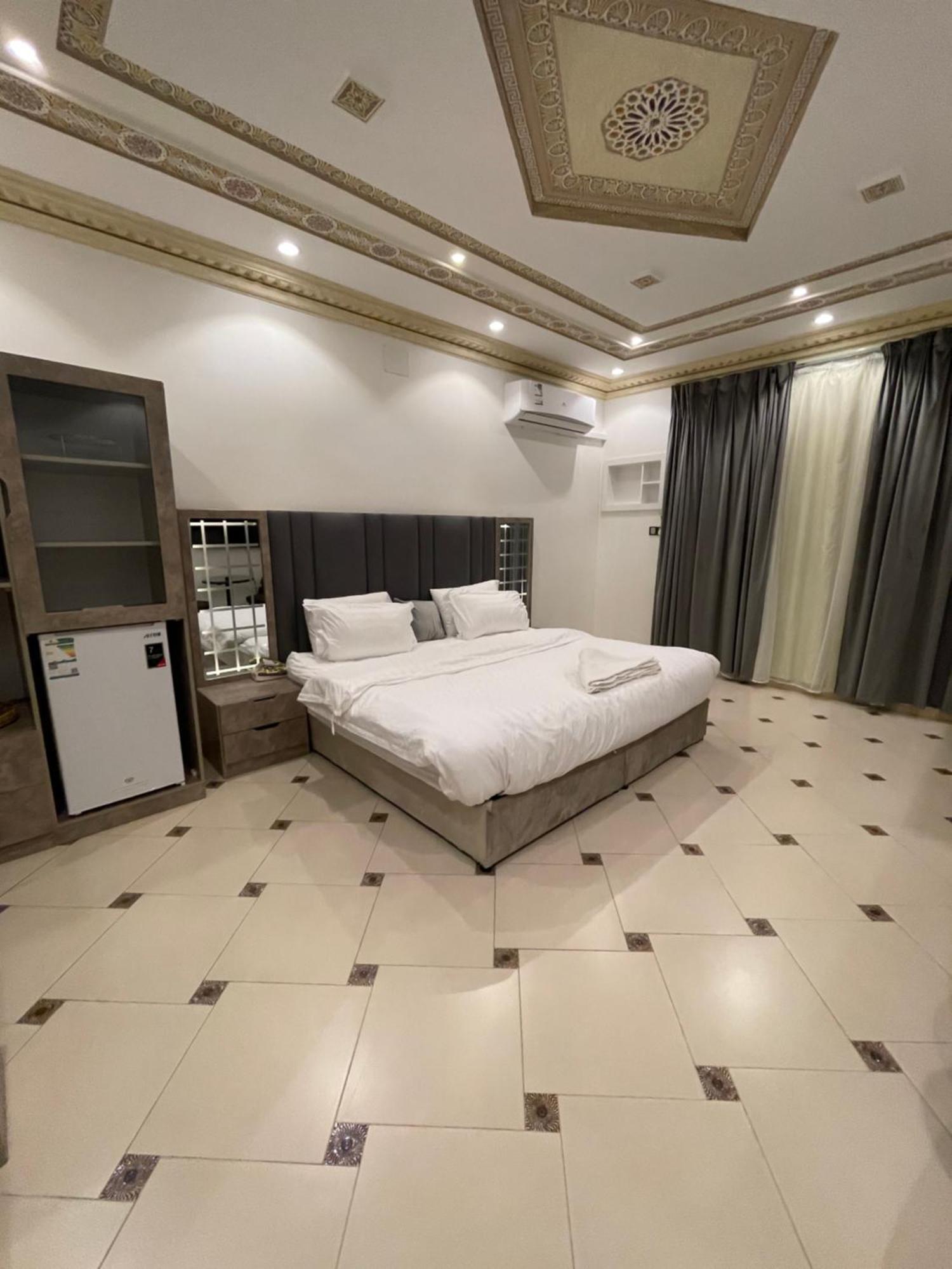 Friday Suites Al-'Ula Exteriör bild