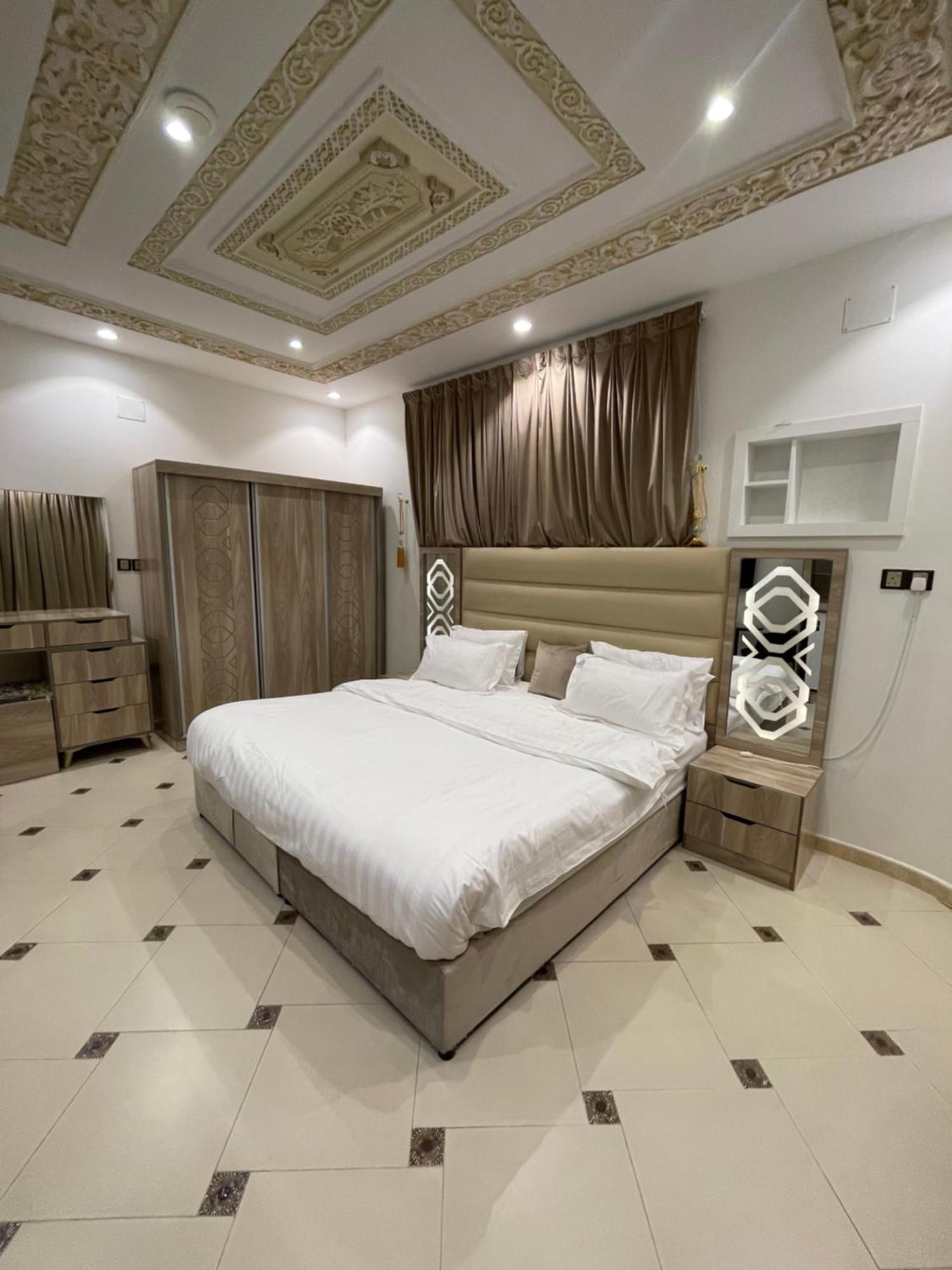 Friday Suites Al-'Ula Exteriör bild