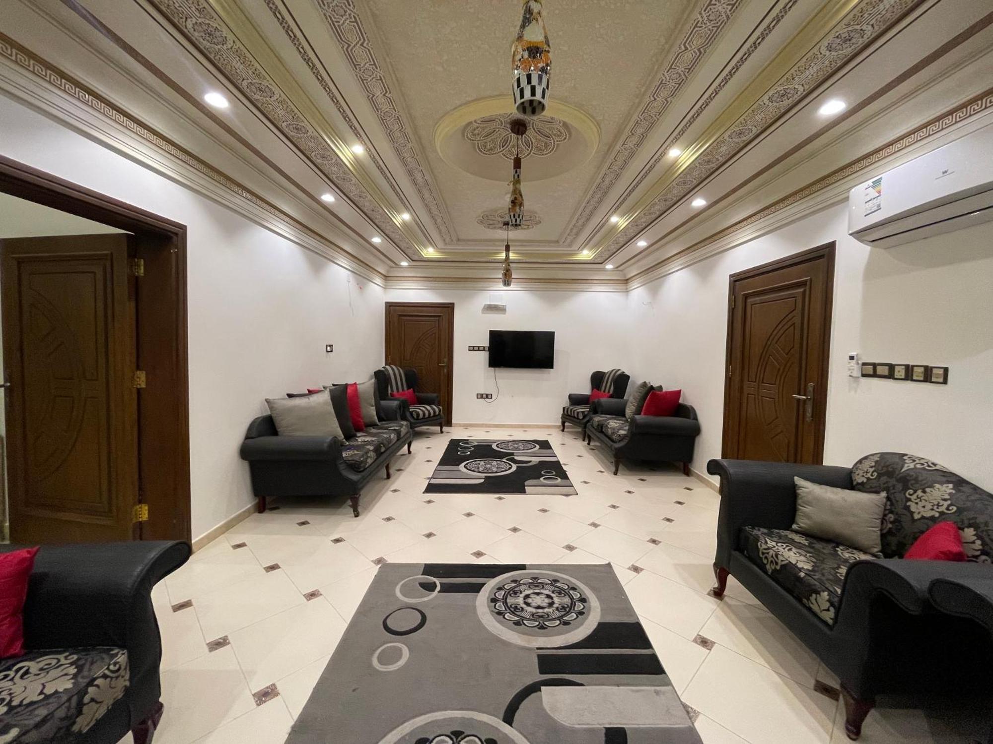 Friday Suites Al-'Ula Exteriör bild
